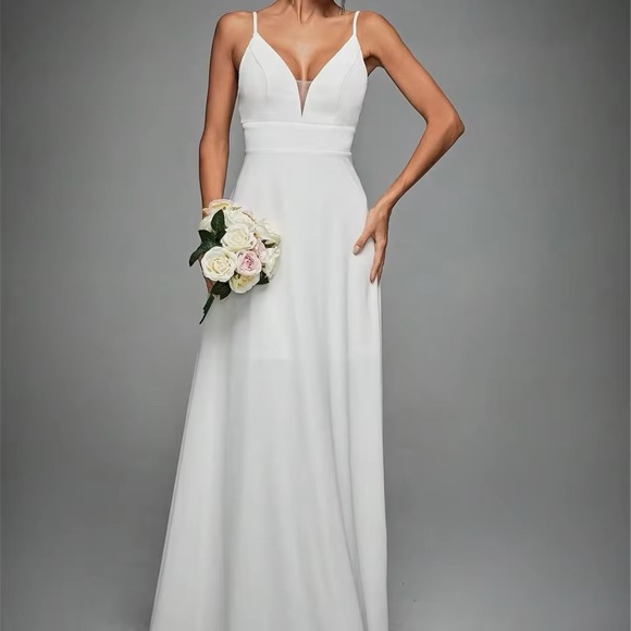 Oxford Street deep V pure white A line wedding dress NWT - Picture 2 of 12